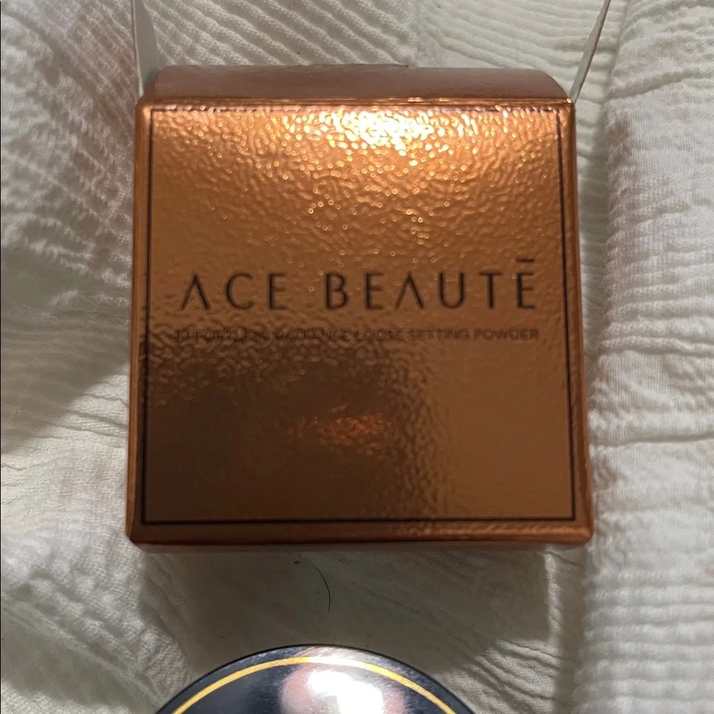 NIB- Ace Beaute - Loose Setting Powder - Medium